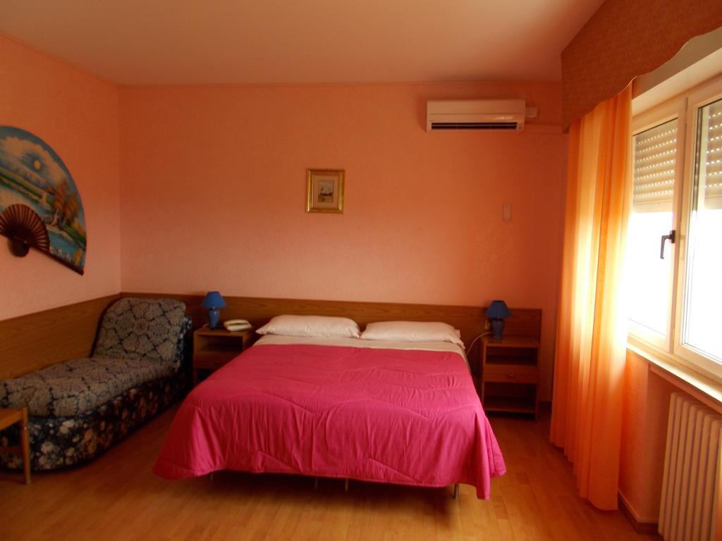 Hotel Maremonti Віко-дель-Ґарґано Номер фото